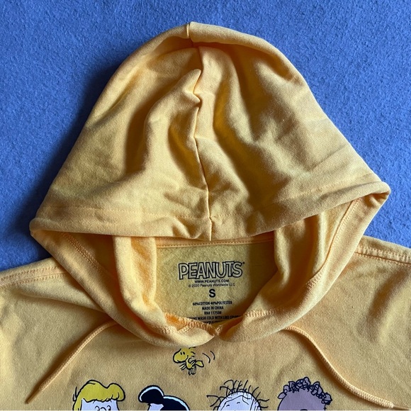 Peanuts Snoopy Hoodie Sweatshirt Yellow Small Cotton Blend Pullover - Picture 6 of 7